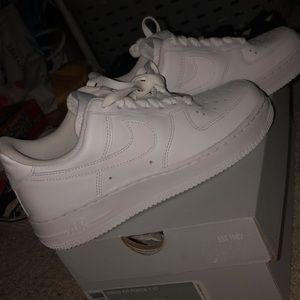 Womens Nike Air Force 1 07’s